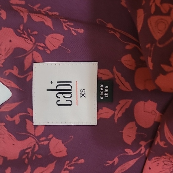 CAbi women's sleeveless with split back top size XS - Picture 4 of 8